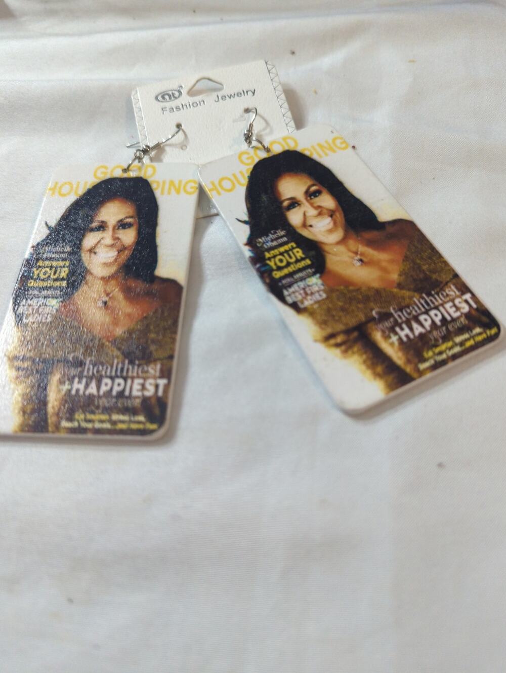 NT fashion Jewelry Magazine post wooden earrings